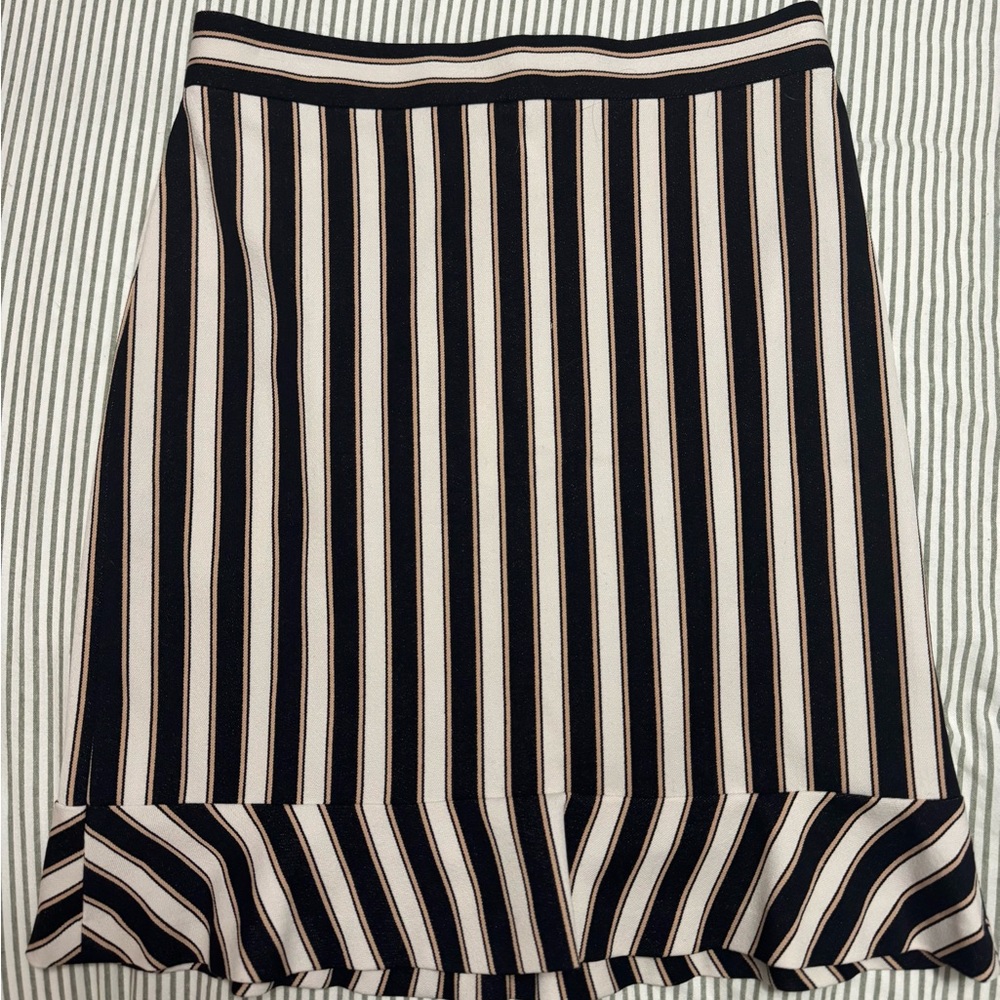 Ann Taylor Black and Cream Vertical Stripe A-Line Mini Skirt